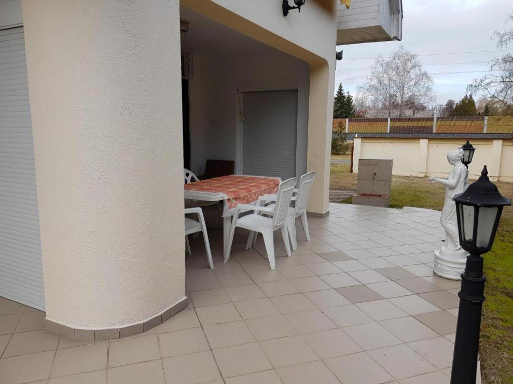 Reginavendeghaz Villa Balatonmáriafürdő Buitenkant foto