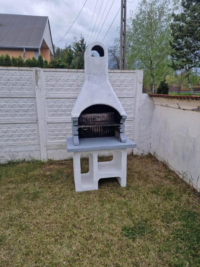 Reginavendeghaz Villa Balatonmáriafürdő Buitenkant foto